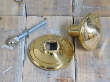 1 x Door knob with base rosette brass polished, non-rotatable.
