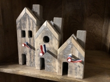 Decorative houses entirely handmade from wood, beautiful!!