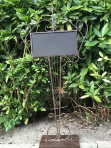 Welcome sign metal on stand, wrought iron brown