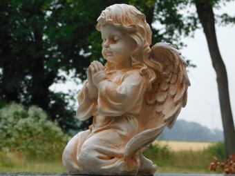 Engelsfigur – 33 x 24 cm – Polystone