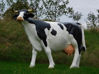 Cow Statue XXL - 147 x 205 cm - Polystone