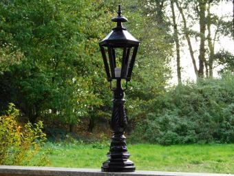 Klassische Stehleuchte für den Außenbereich – Aluminium – Schwarz – 93 cm