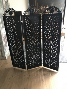 Zware ijzeren divider voor binnen en voor in de tuin, fraai!