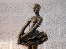 Statue of a ballerina, cast iron, bronze look, home decoration