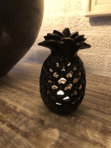 Ananas als een lantaarn, storm licht, theelichthouder als een pineapple - kegels - zoals antiek