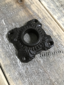 1 Rosette, antique iron brown, latch rosette, beautiful!