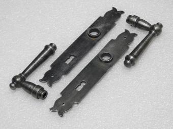 Door Hardware Set - Windsor Handles + Baron BB 72 Door Plates - Cast Iron, Galvanised