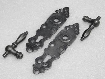 Set Deurbeslag - Klinken Kensington + Deurplaten Royale - Gietijzer Verzinkt