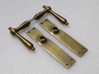 Set of Door Handles with Door Plates without Keyhole - Patinated Brass