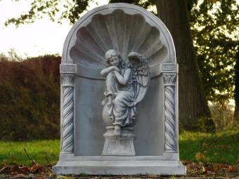 Klassieke Kapel met Zittende Engel – 65 cm – Grijs/Wit – Steen