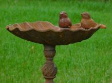 Standing Birdbath with Birds - Shell - Cast iron