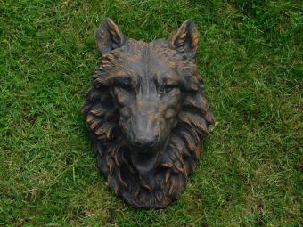 Wolf head with water spout - 45 x 35 cm - Stone