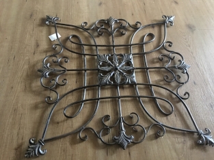 Dekoratives Wandornament - Metall - Braun