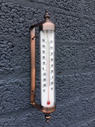 Brass-metal frame with thermometer, beautifully classic!!