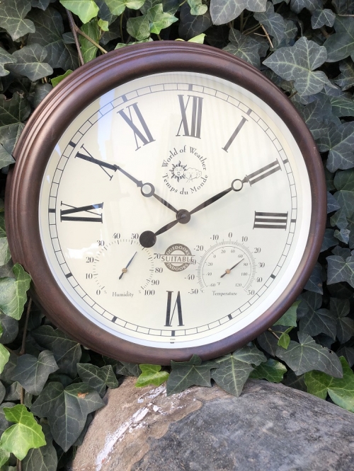 Station clock, outdoor, garden, clock with thermometer, hydrometer, beautiful!
