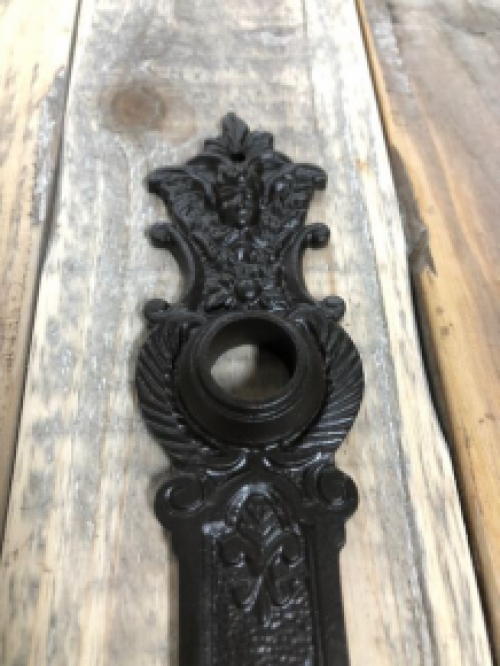 1 Long plate ''Angel'', cast iron brown, bb72 room door lock suitable.