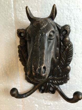 Horse head with double hook - Cast iron - Bronze
