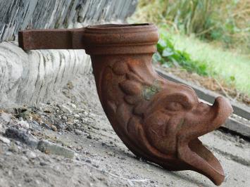Gutter outlet made of cast iron