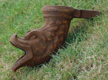 Gutter outlet made of cast iron