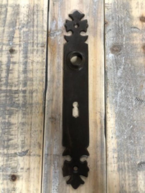 1 Long door plate iron brown 'Kruz' - for room door, 72 mm.