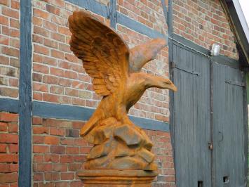 Large Eagle on Pedestal - XXL - Full Stone in Oxide