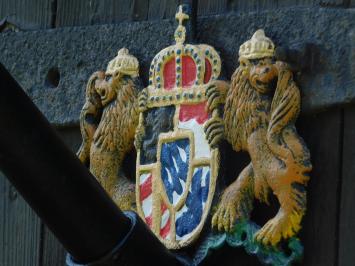 Flagpole holder with Royal Emblem – Powder-coated cast iron