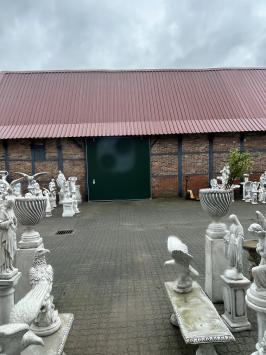 Cast iron stable window with round arches V small