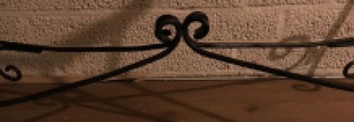 Antiker Beistelltisch, dekorativer Tisch, braun