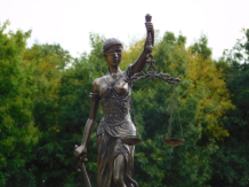 Eine große Statue der Lady Justice, Bronze, sehr schön!