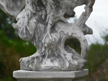 Eagle sculpture - 57 x 54 cm - Stone