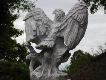 Eagle sculpture - 57 x 54 cm - Stone