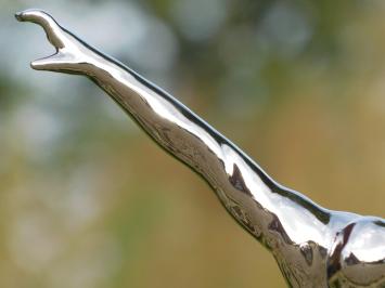 Statue ''Balance'' of Ceramic - Chrome Finish