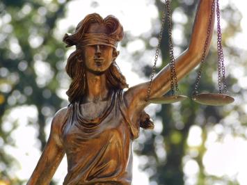 Justitia XL Statue – 83 cm – Goldfarben – Polystone