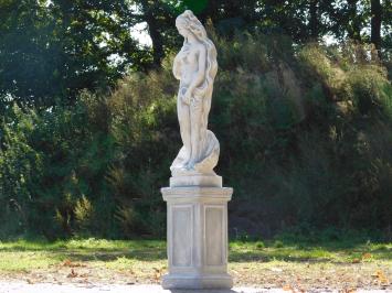 Gartenstatue Frau in Muschel auf Sockel - 130 cm - Klassisches Steinset