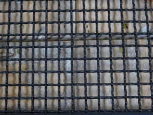 Rechteckiges Luftgitter mit fester (grober) Gaze, mattschwarz
