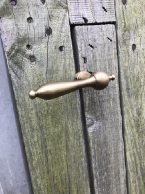 1 Door latch / door handle, made of patinated brass, including mandrel