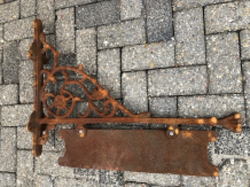 Ladenschild, Langschild, Gusseisen, unlackiert - Flugrost, schwere Ausführung.