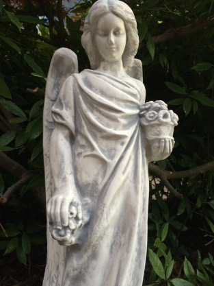 Standing Angel - 105 cm - Stone