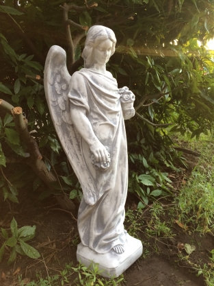 Standing Angel - 105 cm - Stone