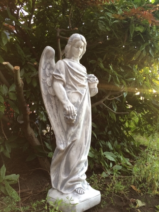 Standing Angel - 105 cm - Stone