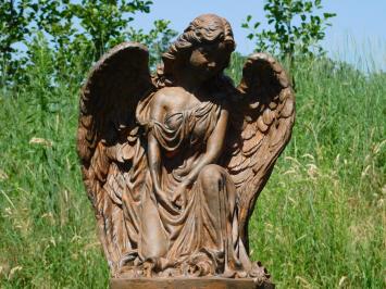 Angel on a Pedestal – 95 cm – Oxidised Stone 