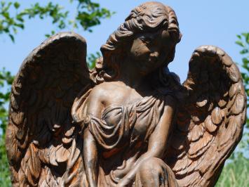 Angel on a Pedestal – 95 cm – Oxidised Stone 