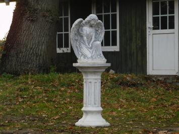 Statue Engel mit Flügeln - detailliert - Stein
