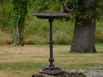 Sierlijk Gietijzeren Vogelbad op Voet – Vintage Bruin – ca. 40 cm Hoog