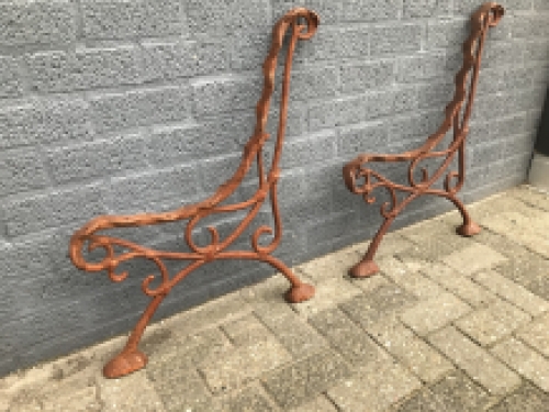 set of loose bench side parts, heavy cast iron supports