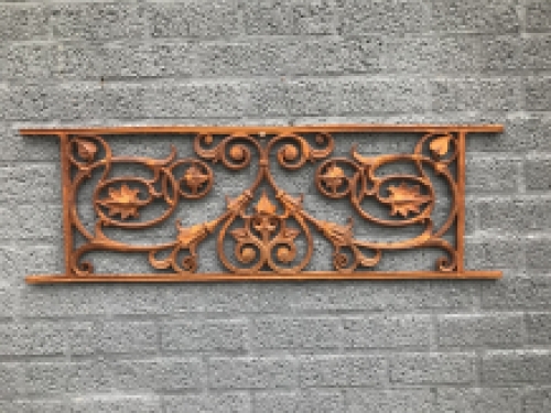 Balkongeländer - Fensterbank - Gusseisen Rest