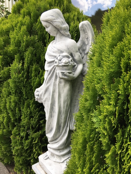 Standing Angel - 105 cm - Stone