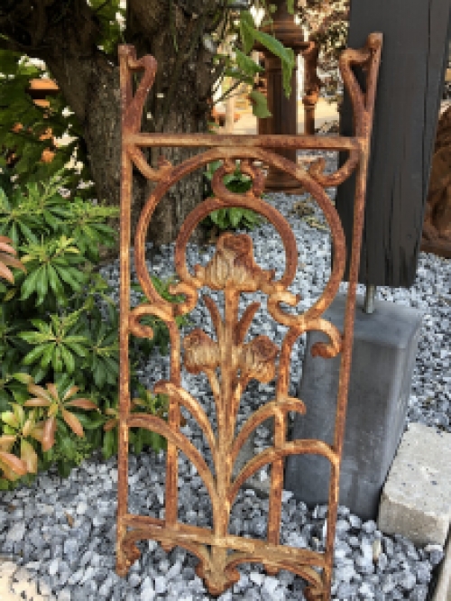 Metal decorative rack, art nouveau, rose rack as country decoration, wall rack tulip.