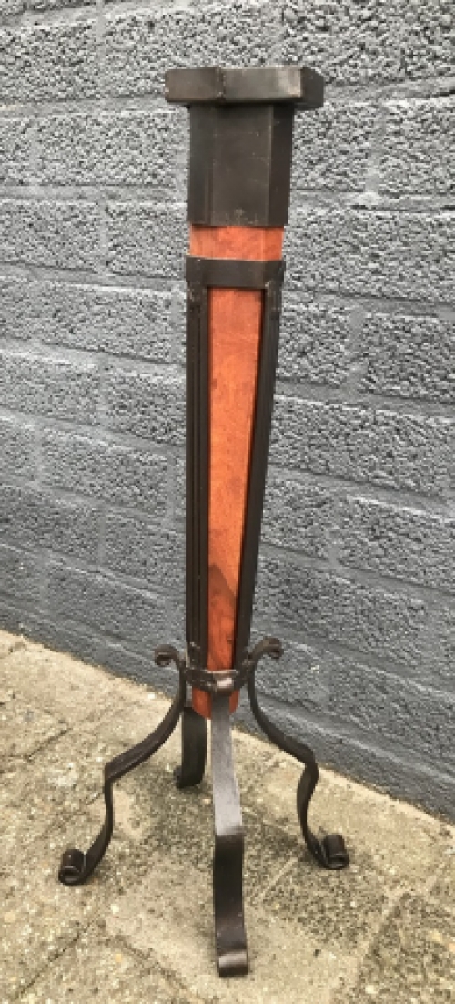 Candle holder / candle stand, made of wrought iron and wood, robust!