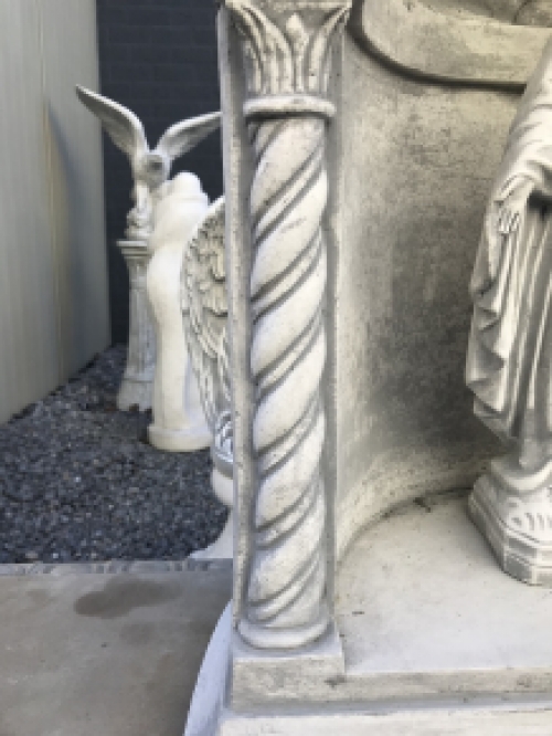 Statue of Mary in a chapel, to pray, Lady Chapel